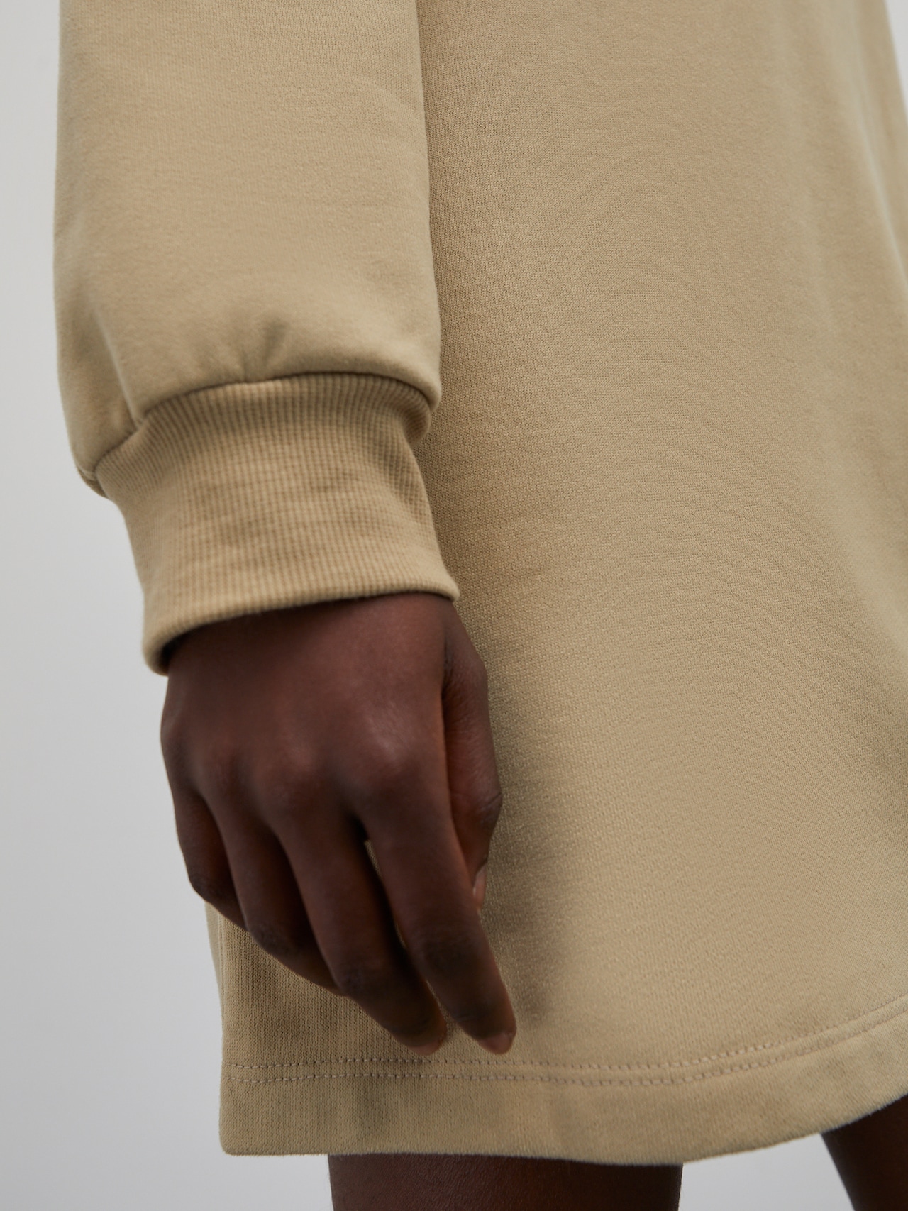 EDITED Producten Jurk 'Glennis' Beige