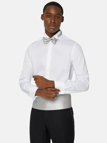 Coupe regular Chemise Boggi Milano en blanc : devant