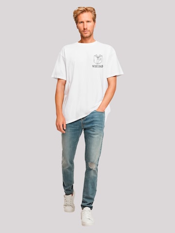 T-Shirt 'Wise Dad' F4NT4STIC en blanc