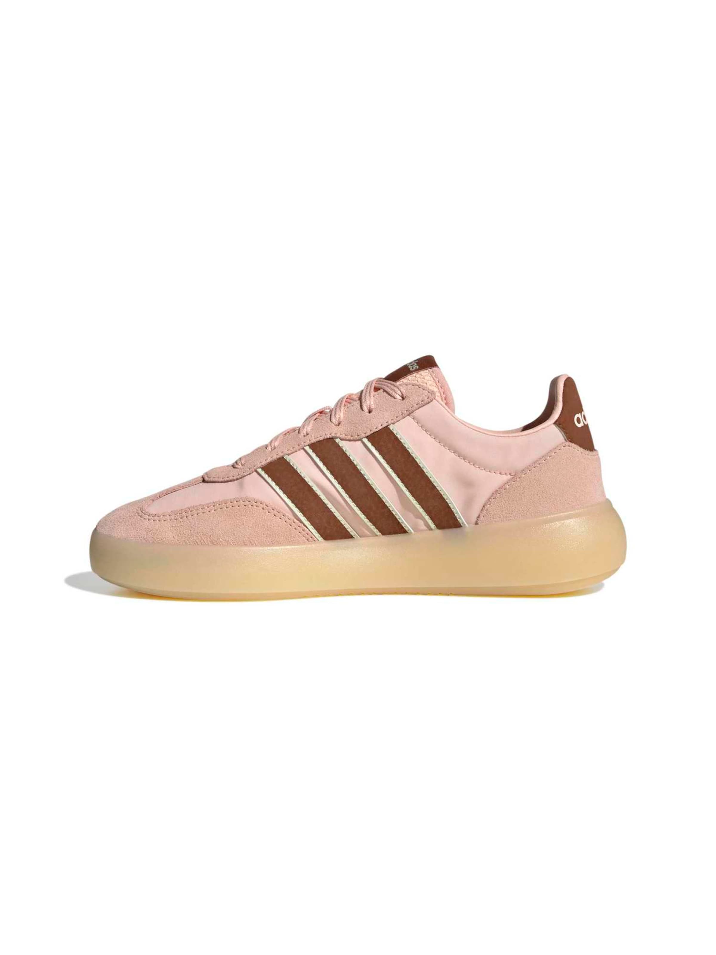 Sneaker bassa 'BARREDA DECODE' di ADIDAS SPORTSWEAR in rosa