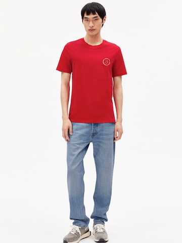 ARMEDANGELS Shirt 'Jaames Smiley' in Rood
