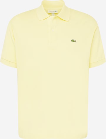 Tricou de la LACOSTE pe galben: față