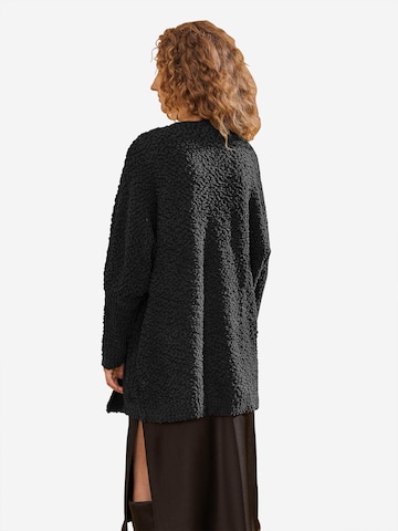 Imily Bela Pletena jopa | črna barva: zadnja stran