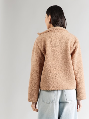 Geacă de primăvară-toamnă 'Madi' de la Noella pe bej