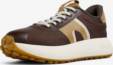 Baskets basses 'Pelotas Athens' CAMPER en marron : devant