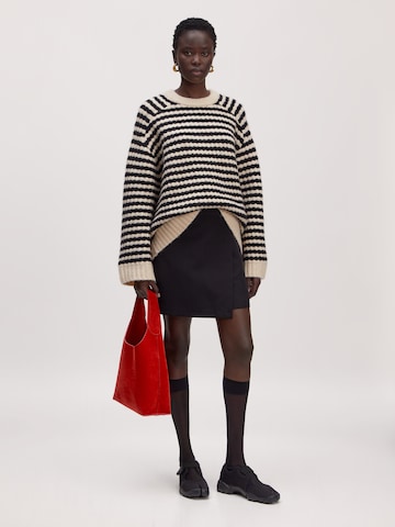 EDITED Pullover 'Lennon' in Schwarz: Vorderseite