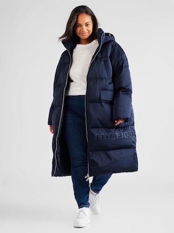 Cappotto invernale di Tommy Hilfiger Curve in blu