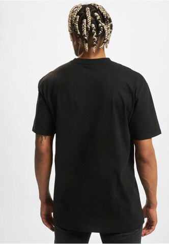 Mister Tee Shirt in Black