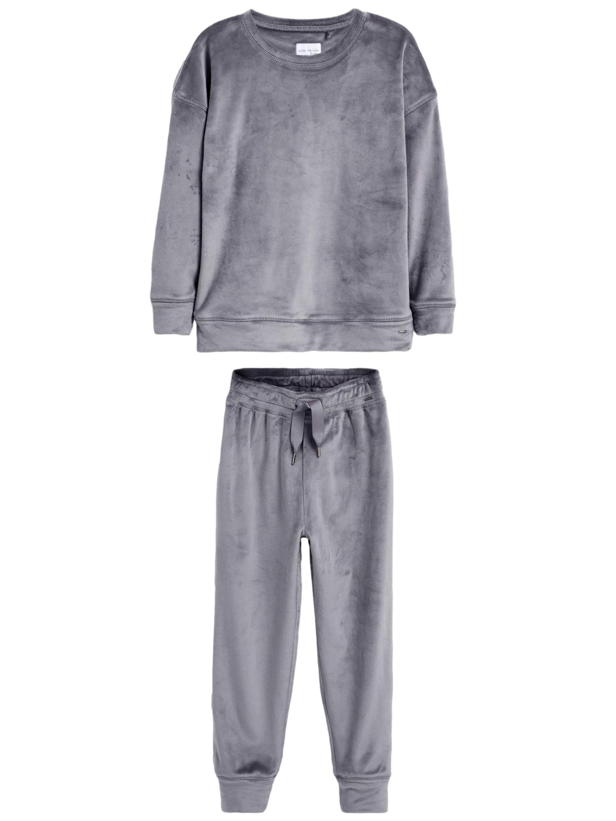 Next Комплект в сиво: отпред