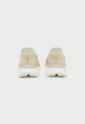 Chaussure de course 'ENDORPHIN AZURA' saucony en beige