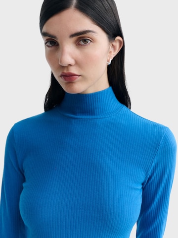 Thinking MU Shirt 'Aine' in Blau