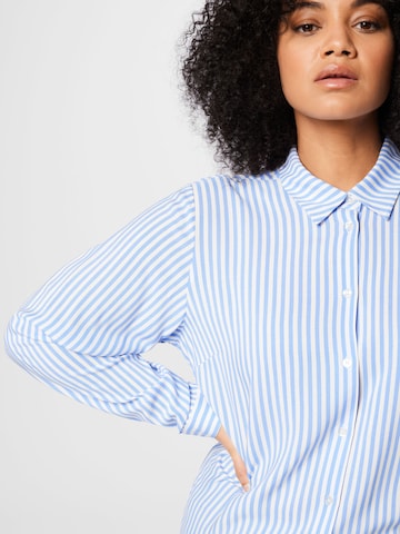 ABOUT YOU Curvy - Blusa 'Nadia' en azul