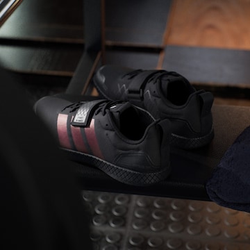 ADIDAS PERFORMANCE - Calzado deportivo 'Total' en negro