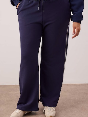 Trendyol Curve - Pierna ancha Pantalón en azul: frente