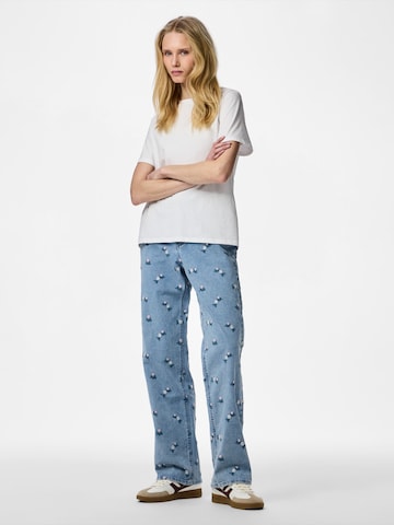 PIECES Regular Jeans 'PCFlora' in Blau
