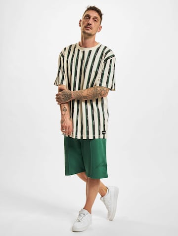 ROCAWEAR Regular Bundfaltenhose 'ExcuseMe' in Grün
