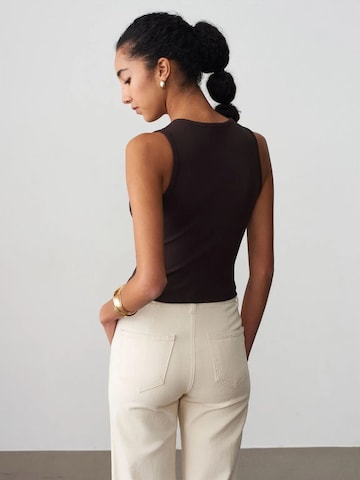 Dilvin Blouse in Bruin