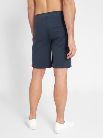 BENCH Regular Shorts 'Lockter' in Blau