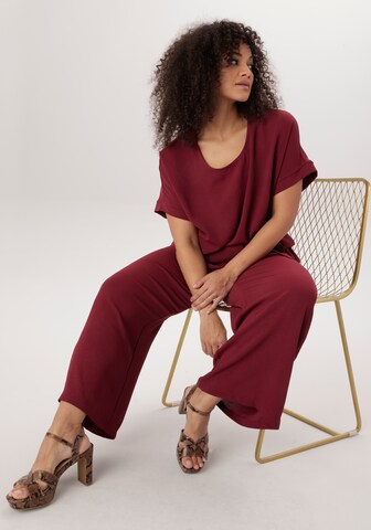 Aniston Wide leg Pants in Red