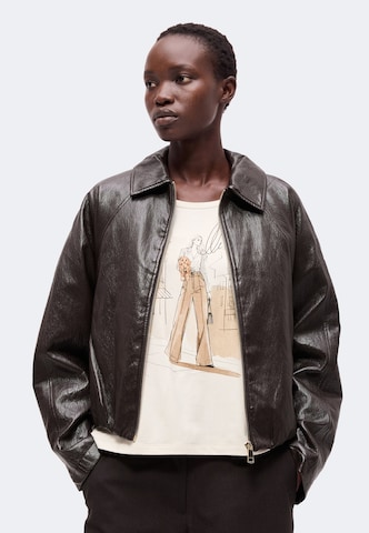 monari - Camiseta en blanco