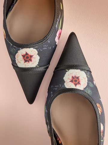 Escarpins à bride arrière B by Ted Baker en noir