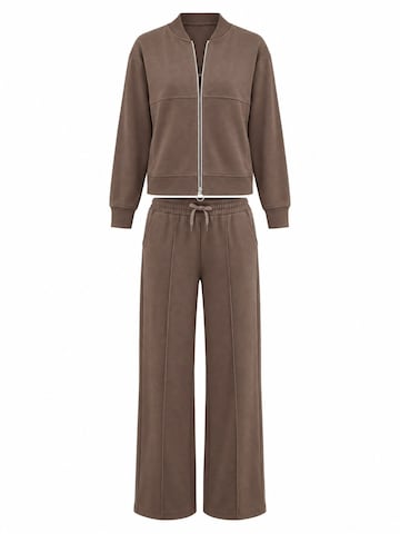 Lady Bersan Leisure suit in Brown: front