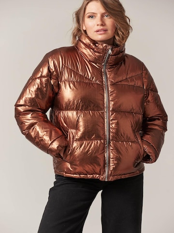 Veste mi-saison 'Sheila' Deeluxe en bronze : devant