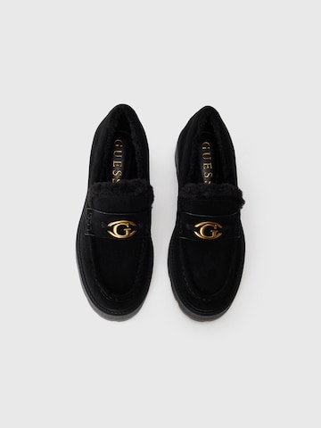 GUESS - Zapatillas 'Yanikay' en negro