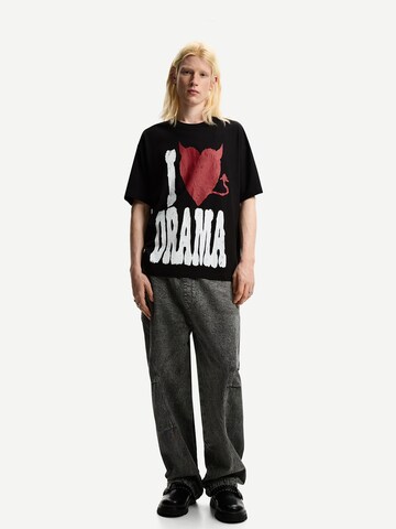 T-Shirt 'DRAMA' Bershka en noir
