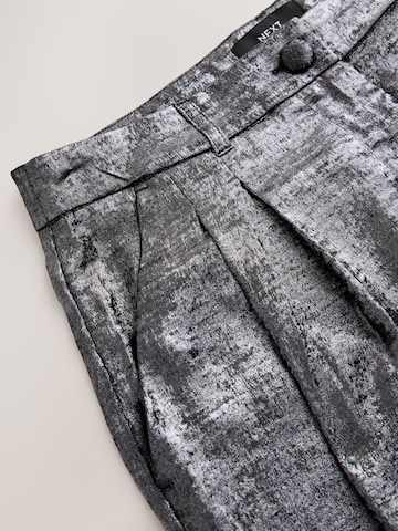 Next Loosefit Bandplooibroek in Zilver