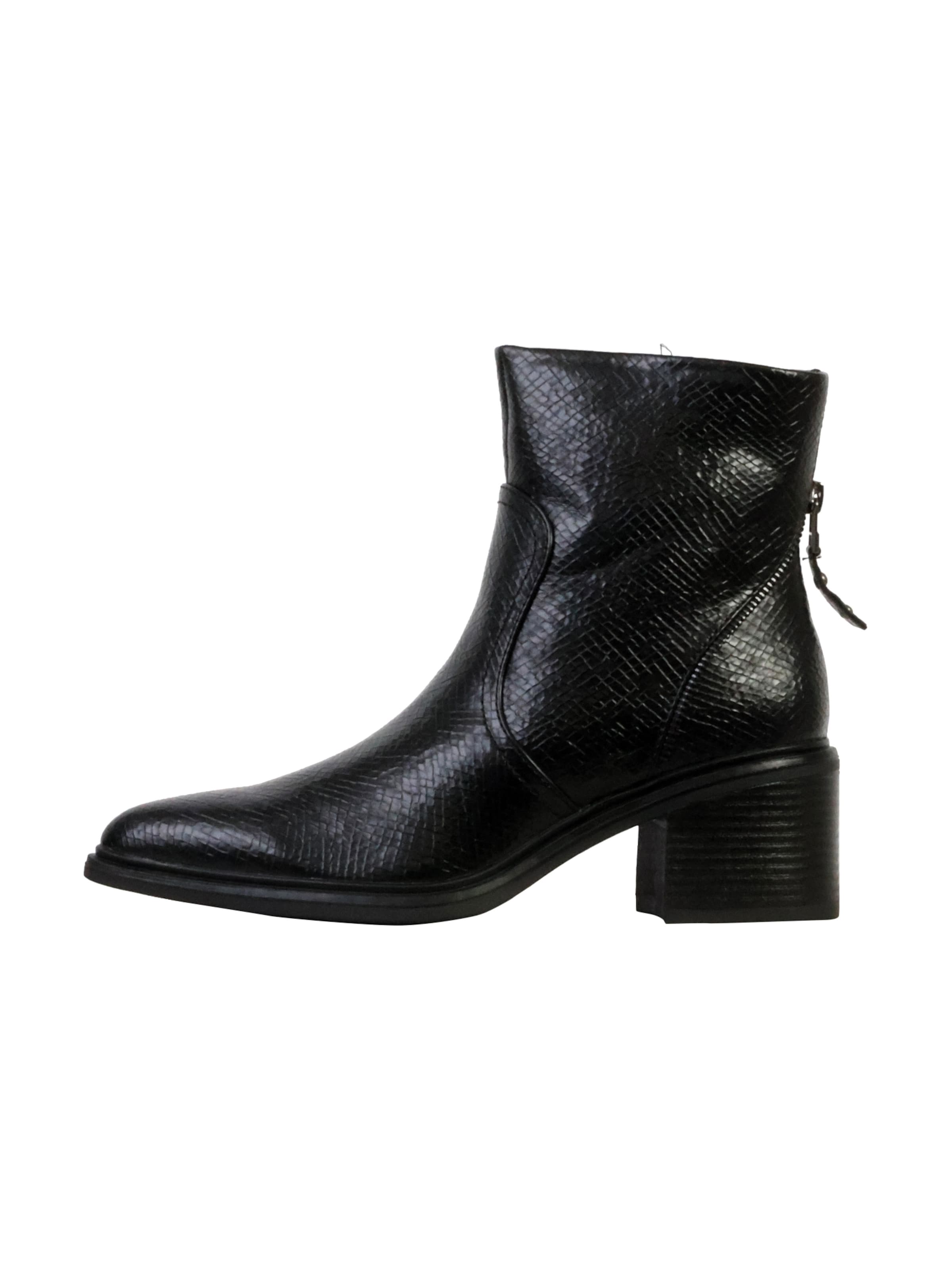 Super Mode Enkellaarsje 'Supermodische Stiefeletten mit Reißverschluss' in Zwart: voorkant