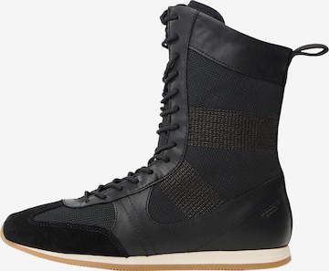 VAGABOND SHOEMAKERS Nauhasaappaat 'YASMIN' värissä musta: etupuoli