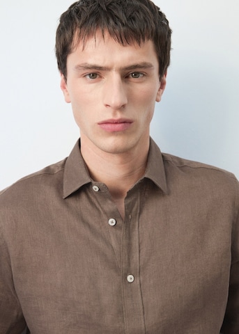 MANGO MAN Regular fit Button Up Shirt 'Parrot' in Brown