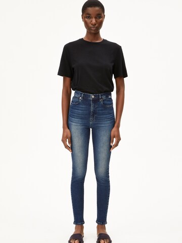 ARMEDANGELS T-Shirt 'LUALAA LIN' (GOTS) in Schwarz