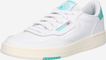 Baskets basses Reebok en blanc : devant