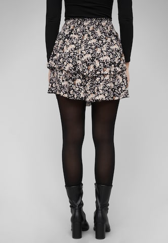 Gonna 'Ditsy' di Cloud5ive in nero