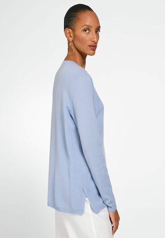 Pull-over include en bleu