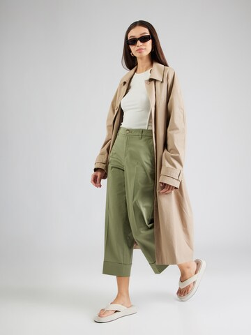 Loosefit Pantalon à plis s.Oliver en vert