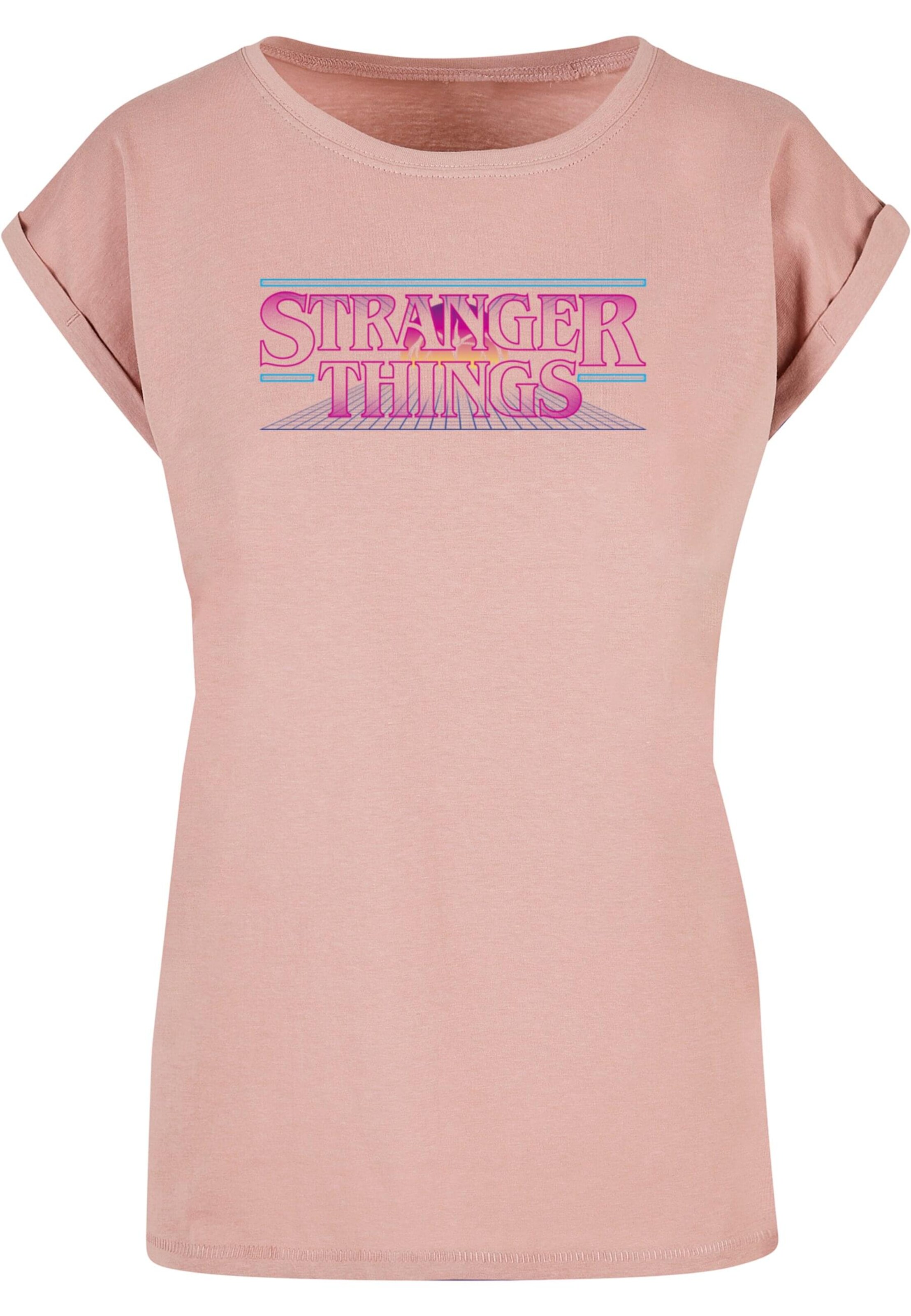 ABSOLUTE CULT Shirt 'Stranger Things - Retro Title' in Pink: Vorderseite