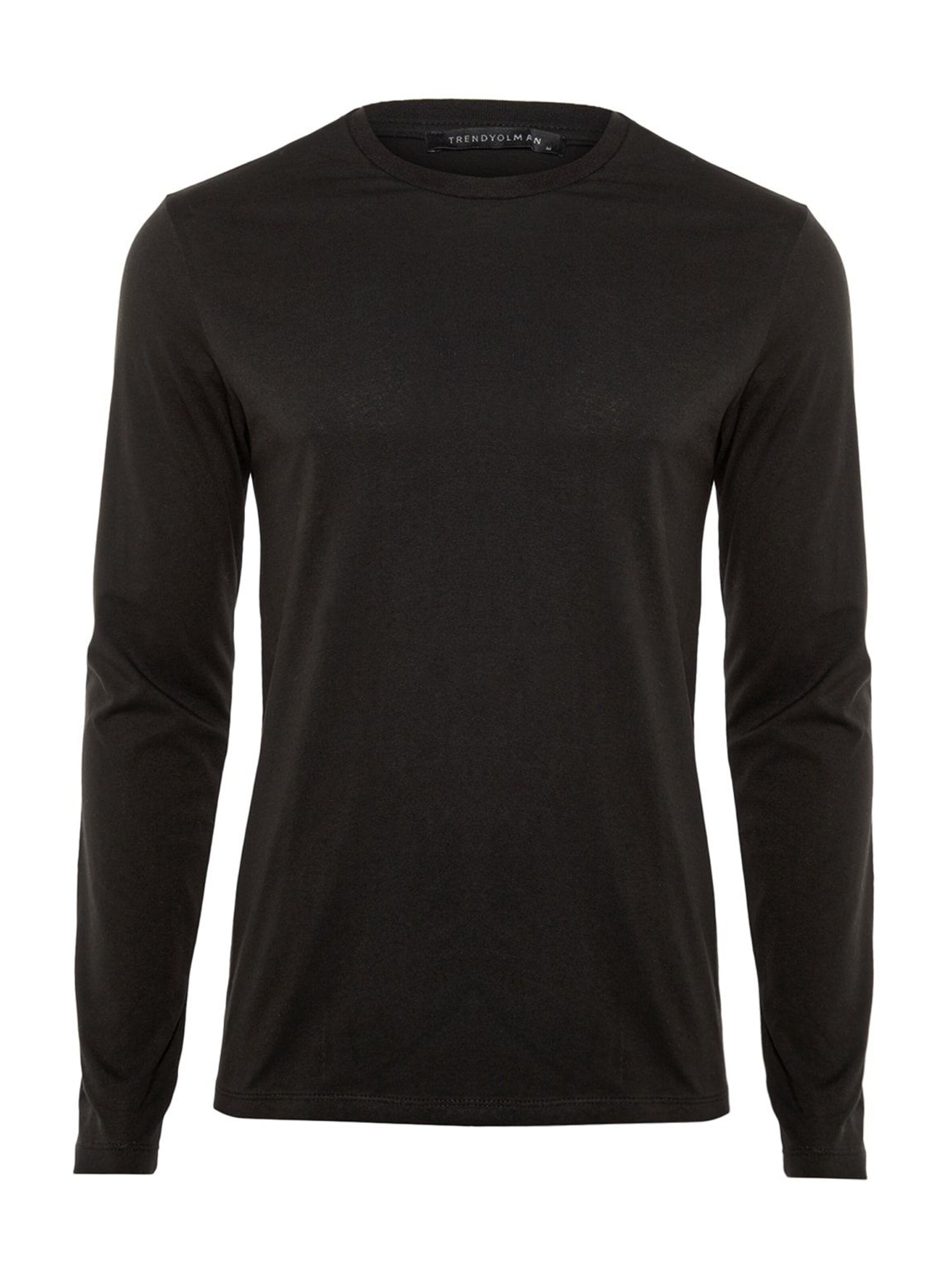 Trendyol T-shirt i svart: framsida