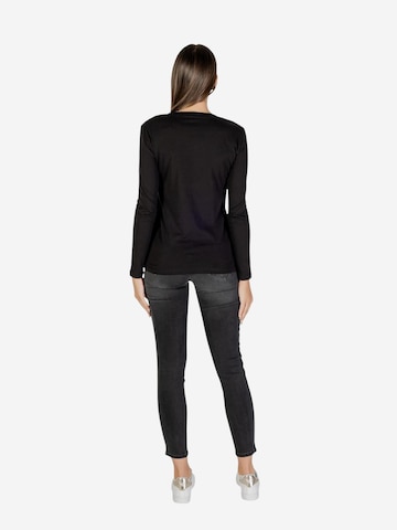 Maglietta 'XW001456 AF10356' di ARMANI EXCHANGE in nero