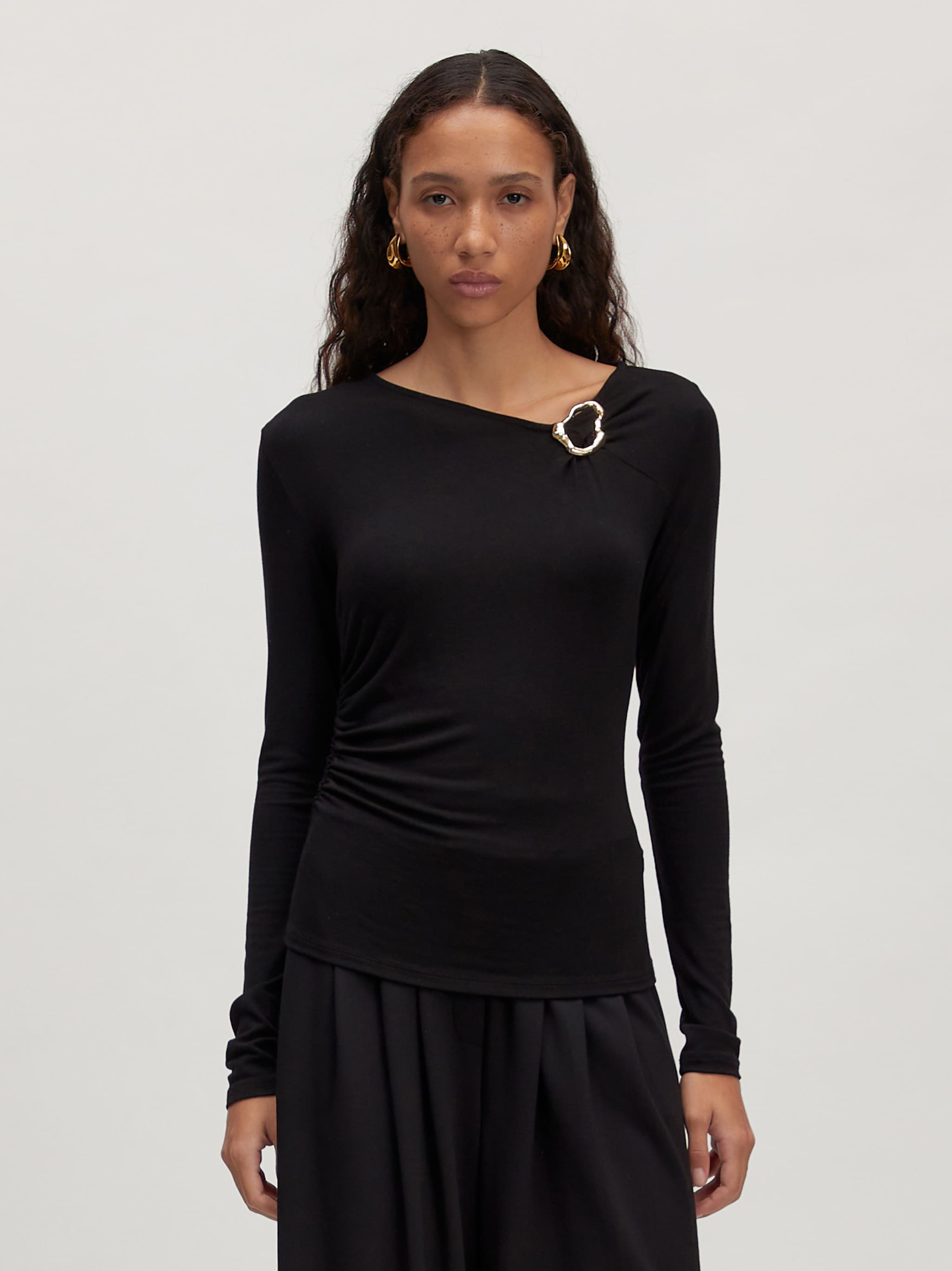 EDITED Produits T-shirt 'Emmeline' noir