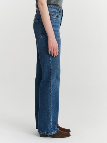 TATUUM Regular Jeans 'Yuki' in Blau