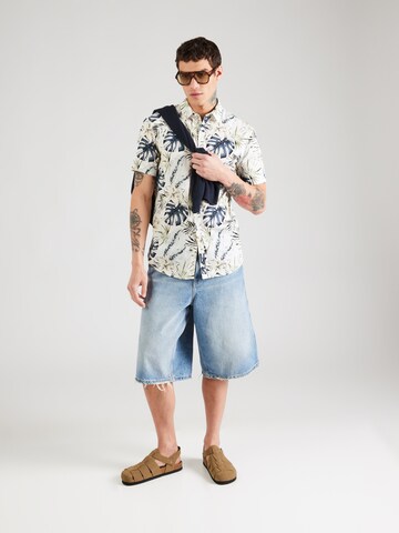 Fit confort Chemise 'JJHAWAII' JACK & JONES en blanc