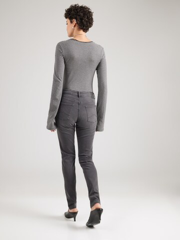 MUSTANG Slimfit Jeansy 'Crosby' w kolorze czarny