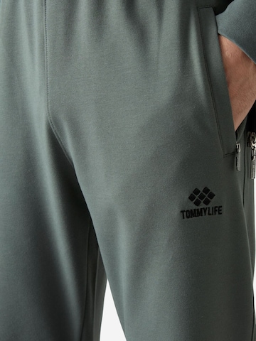 Tommy Life - Fato de jogging em cinzento