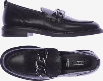 5TH AVENUE Flats & Loafers in 40 in Black: front