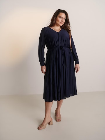 Guido Maria Kretschmer Curvy - Vestido 'Cosima' en azul