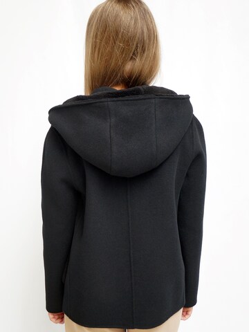 Funk since 1776 Between-Season Jacket in Black