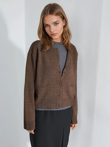 Hiccup - Casaco de malha em castanho